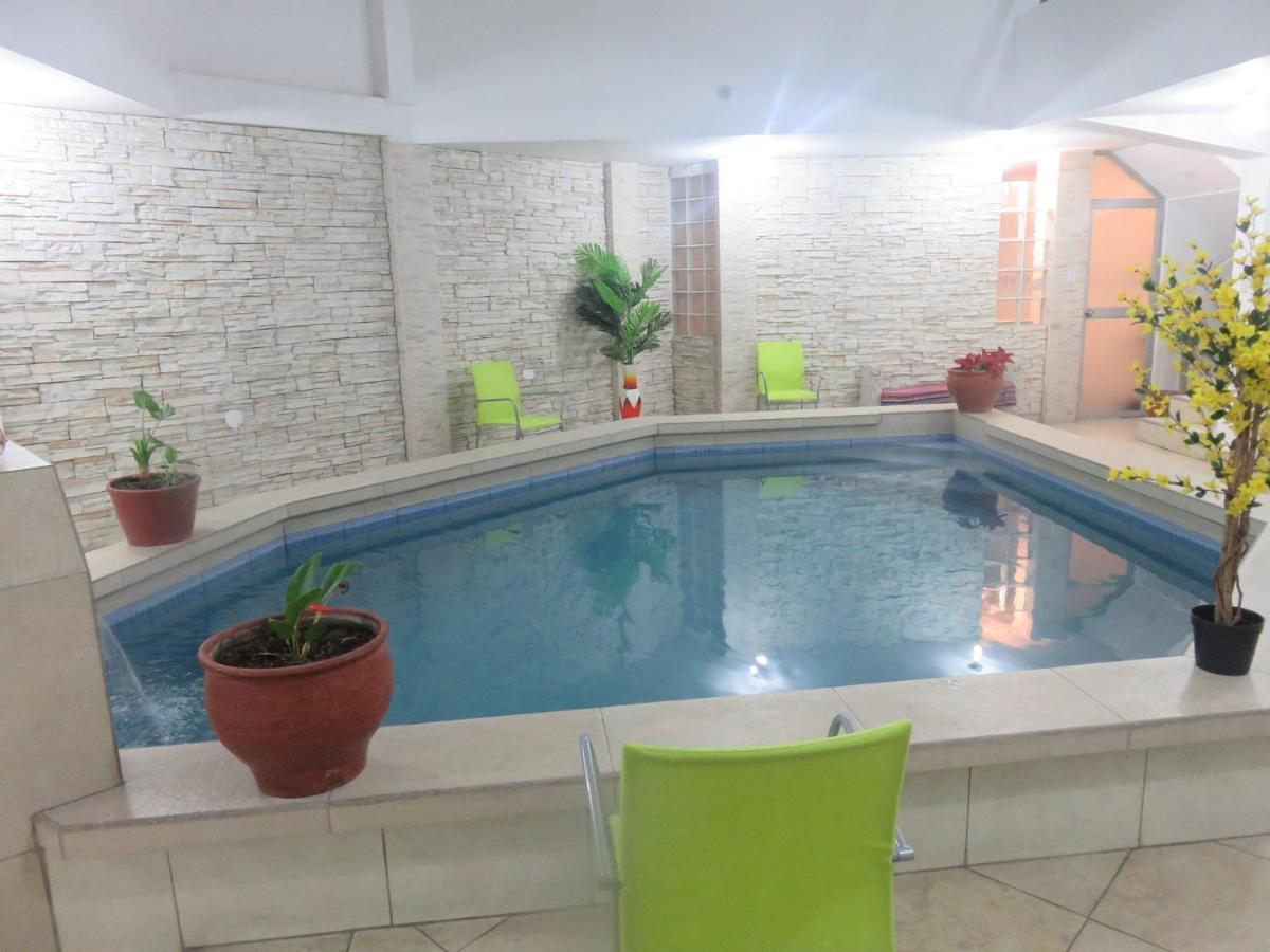 Hospedaje Casa Blanca Beach Los Banos del Inca Ngoại thất bức ảnh